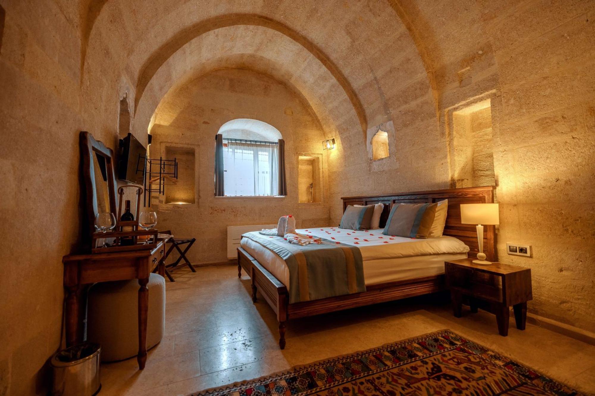 Misty Cave Hotel أوروغوبْ المظهر الخارجي الصورة