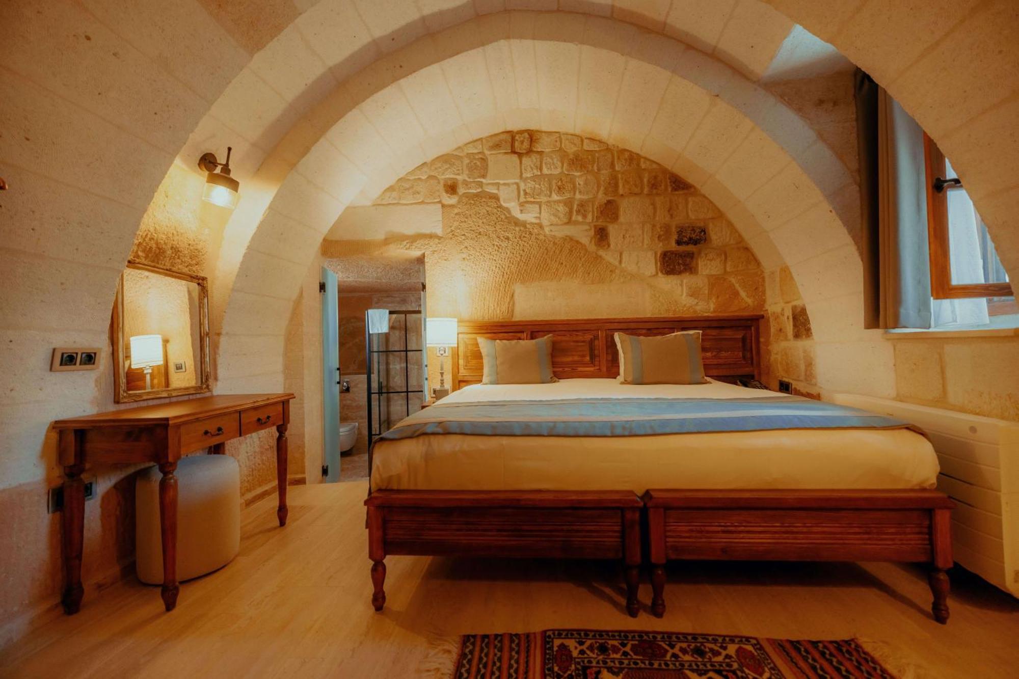 Misty Cave Hotel أوروغوبْ المظهر الخارجي الصورة