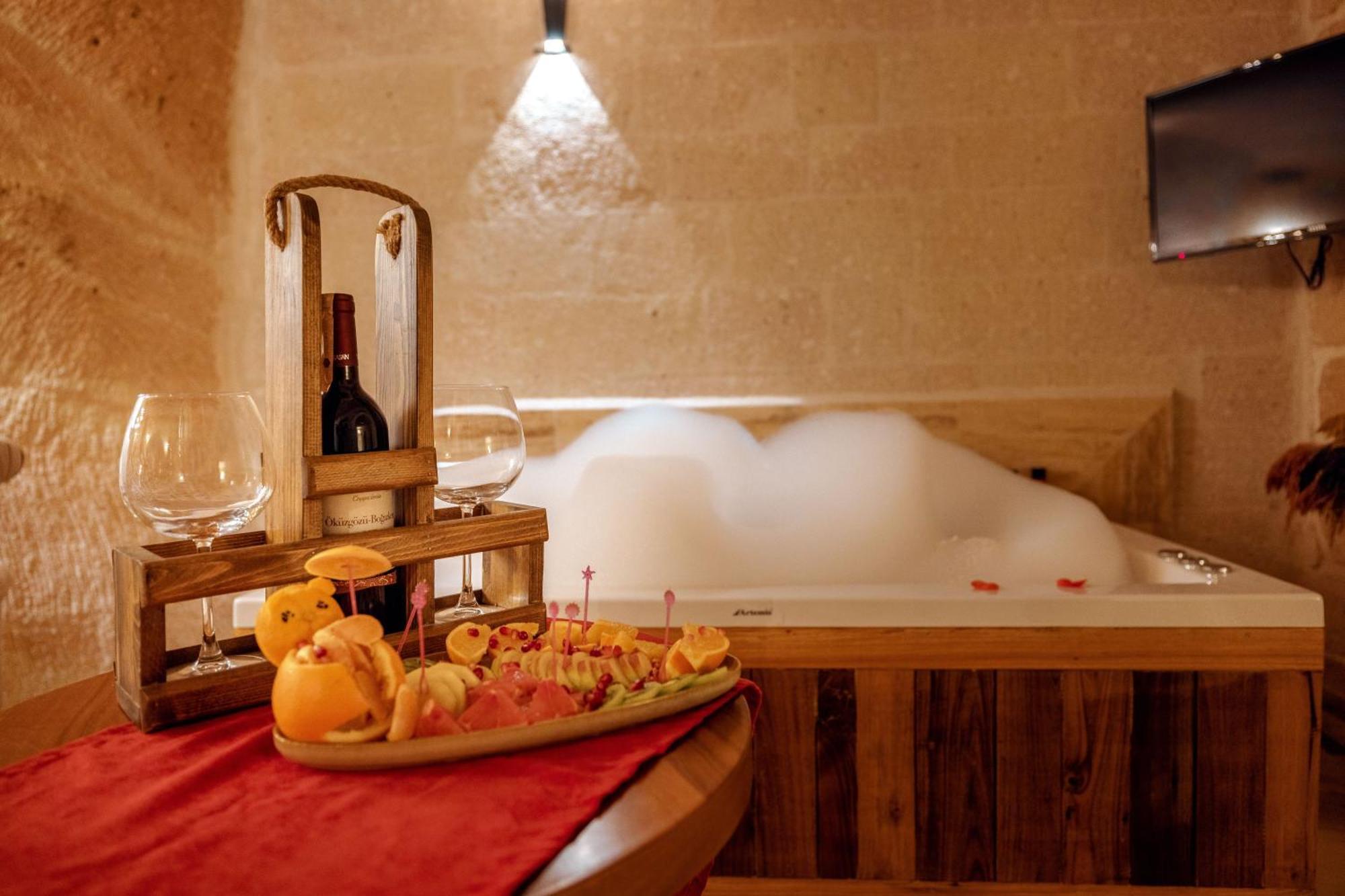 Misty Cave Hotel أوروغوبْ المظهر الخارجي الصورة