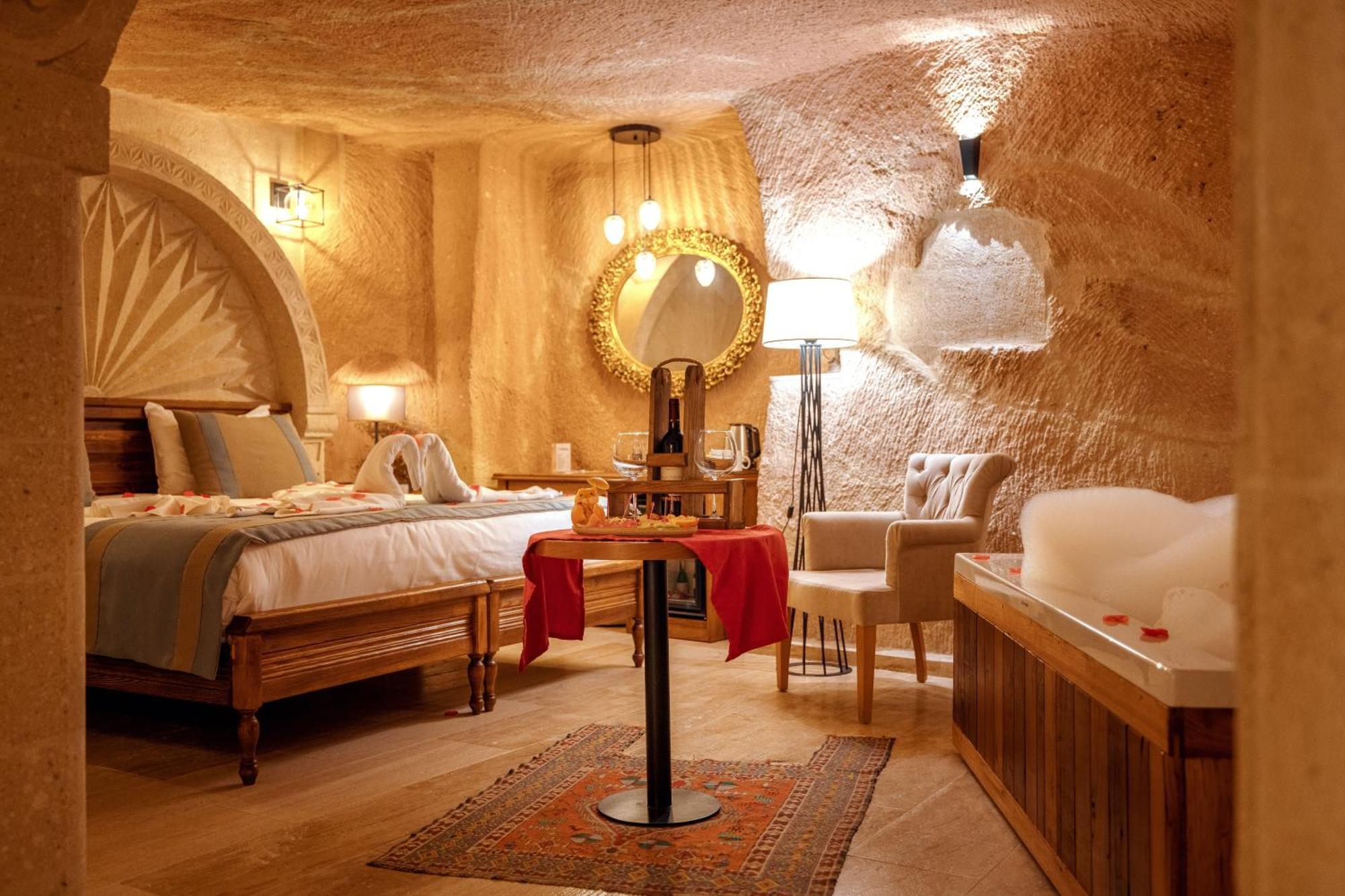 Misty Cave Hotel أوروغوبْ المظهر الخارجي الصورة