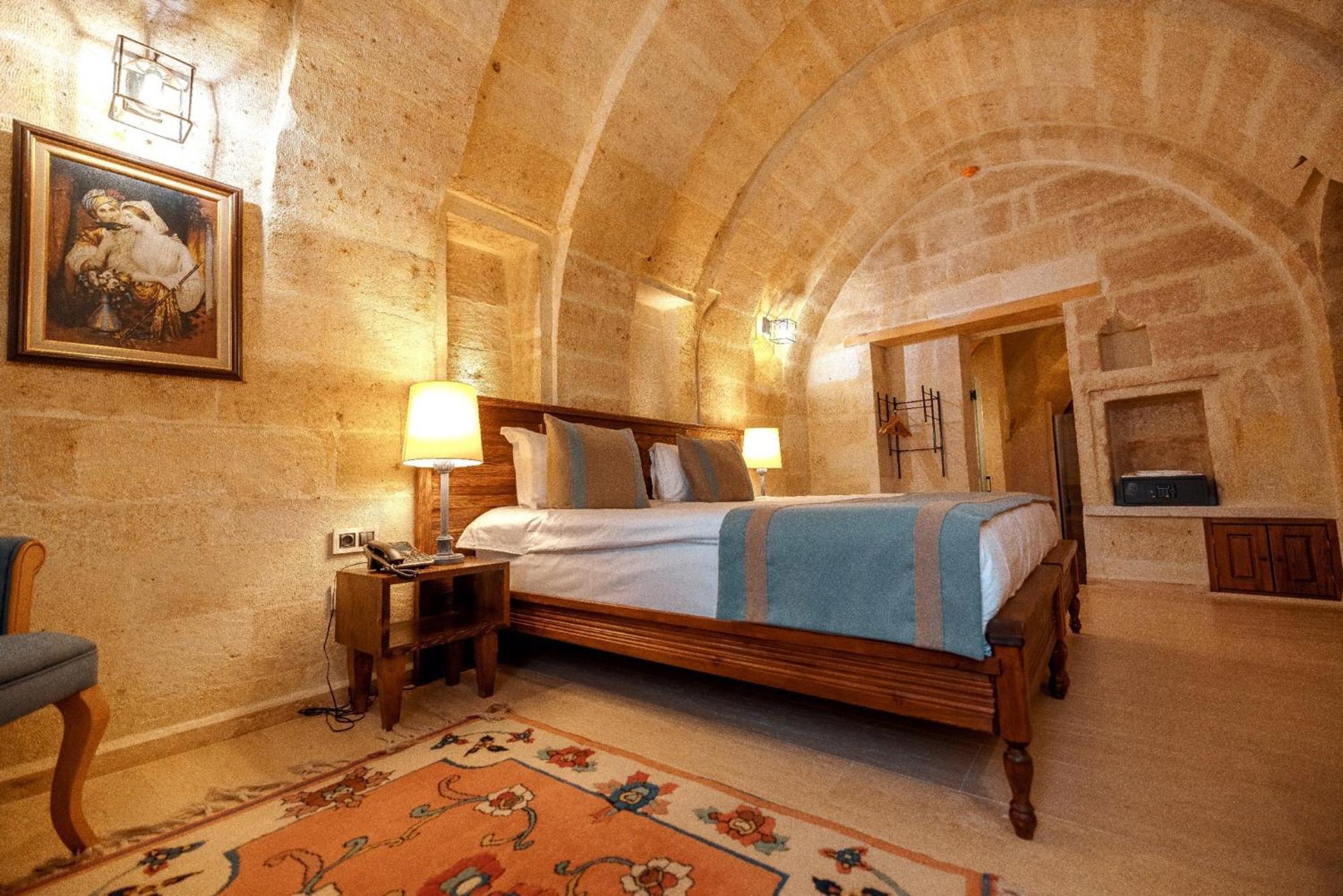Misty Cave Hotel أوروغوبْ المظهر الخارجي الصورة